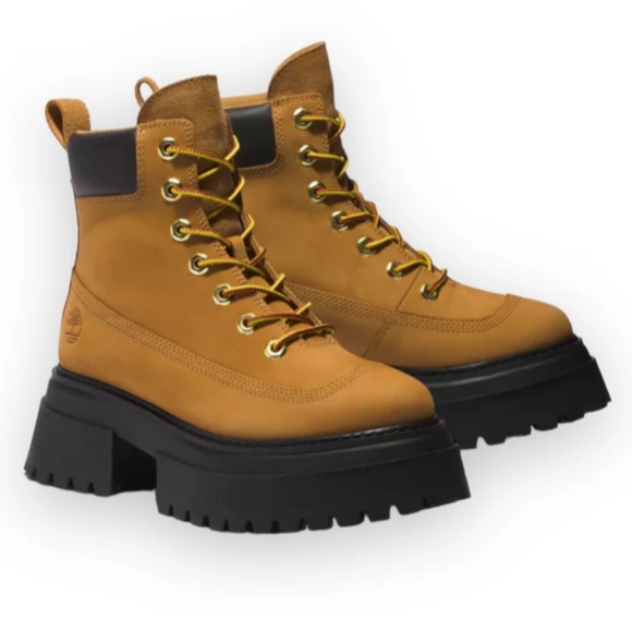 Timber land ladies sky 6" lace up boots - Picture 2 of 8